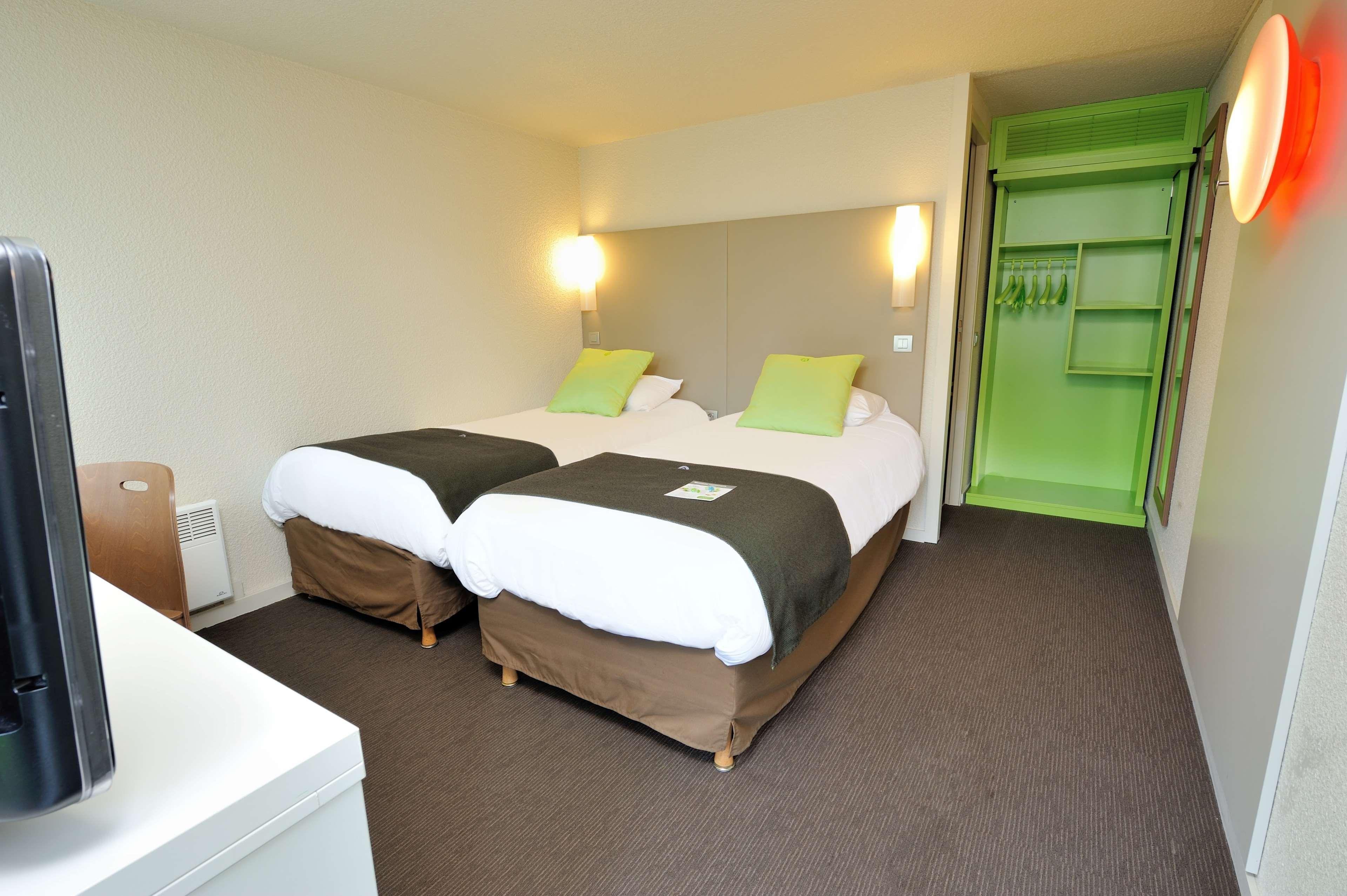 Campanile Conflans-Sainte-Honorine Hotel Buitenkant foto