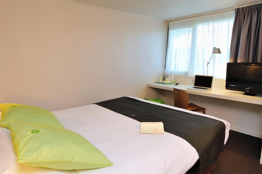 Campanile Conflans-Sainte-Honorine Hotel Buitenkant foto