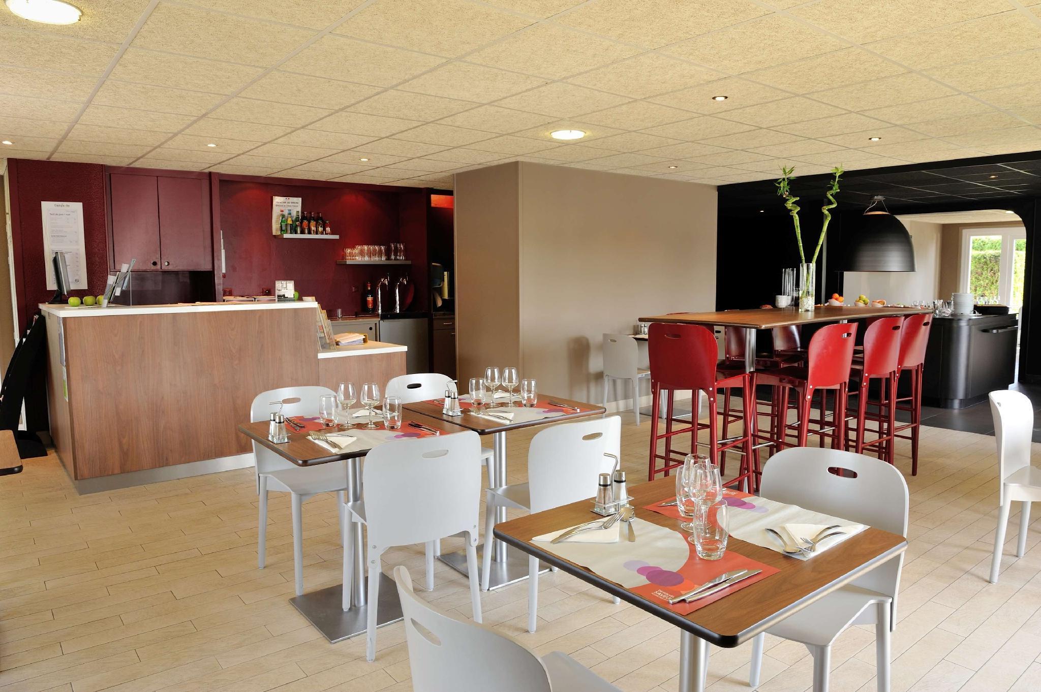 Campanile Conflans-Sainte-Honorine Hotel Buitenkant foto