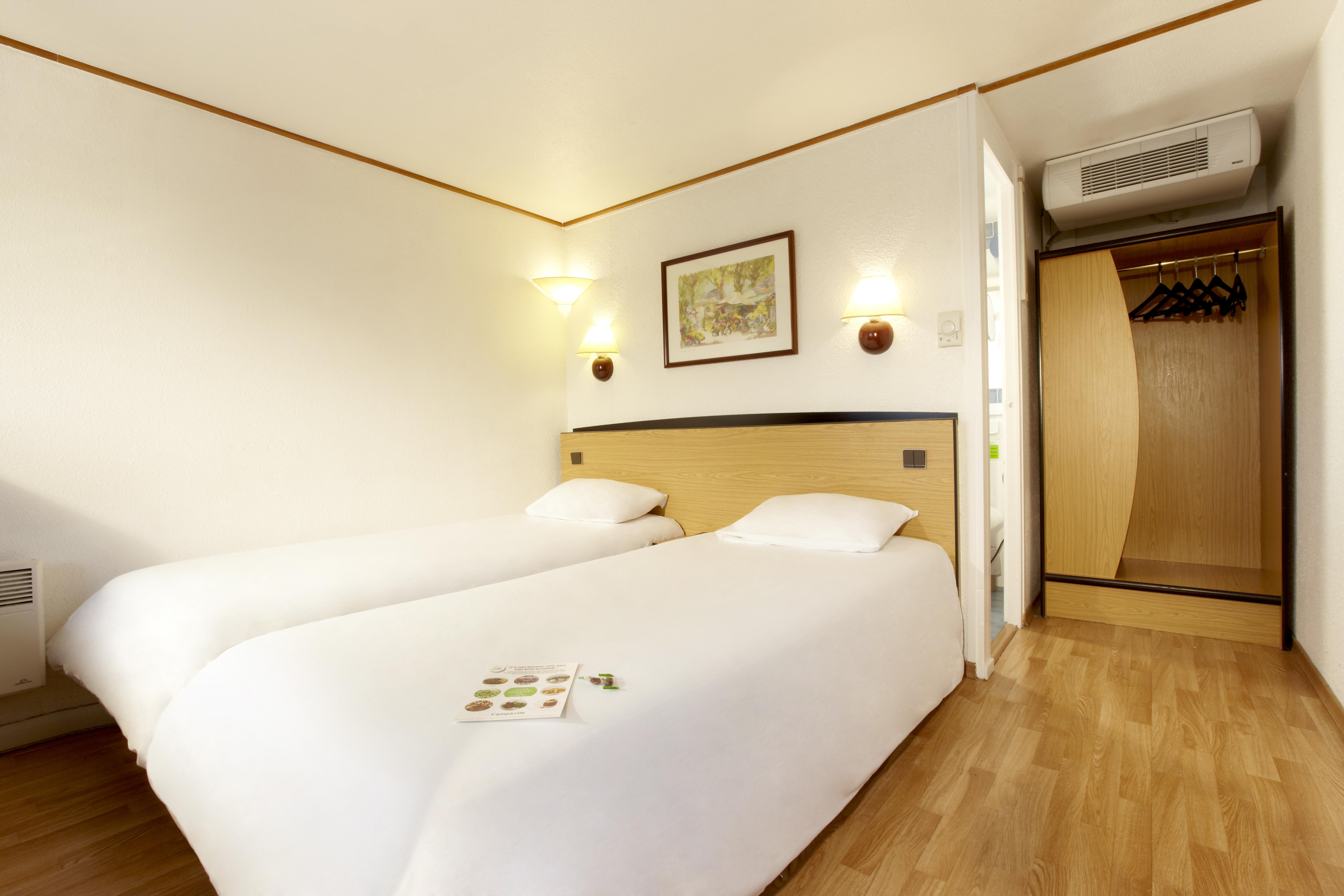 Campanile Conflans-Sainte-Honorine Hotel Buitenkant foto